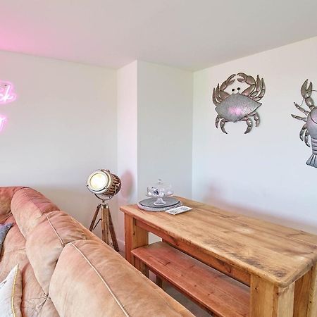 Host & Stay - The Cinder Track Hideaway Вітбі Екстер'єр фото